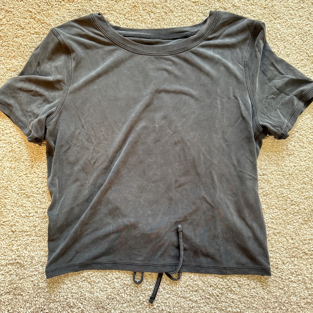 Lululemon Nulu T-shirt